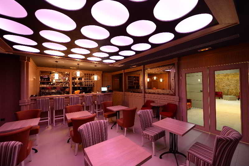 Hotel Hedonic