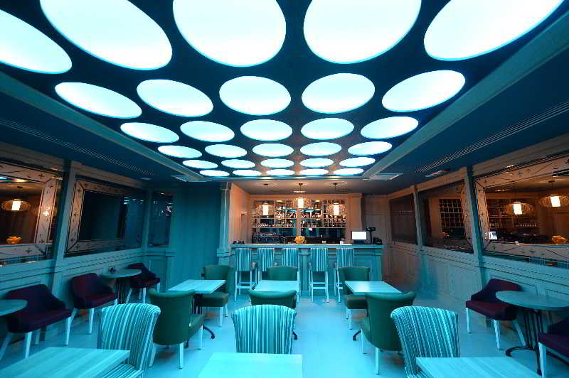 Hotel Hedonic