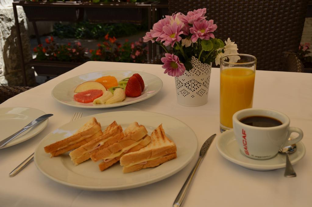 Hotel LePetit Piaf