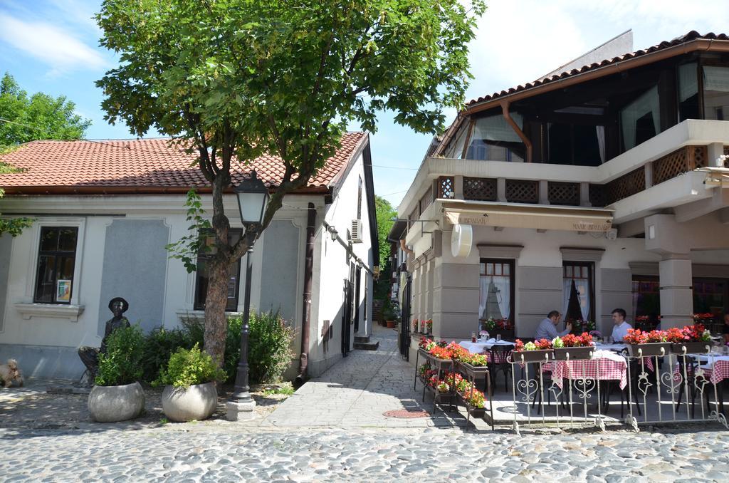 Hotel LePetit Piaf