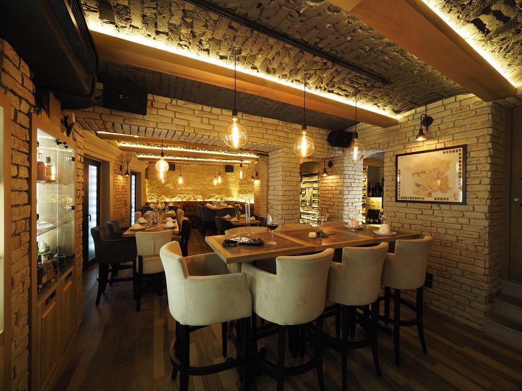 Hotel LePetit Piaf