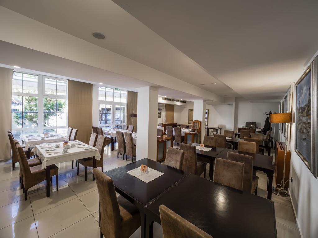 Hotel LePetit Piaf