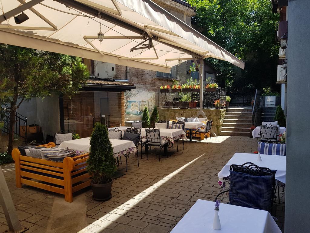 Hotel LePetit Piaf