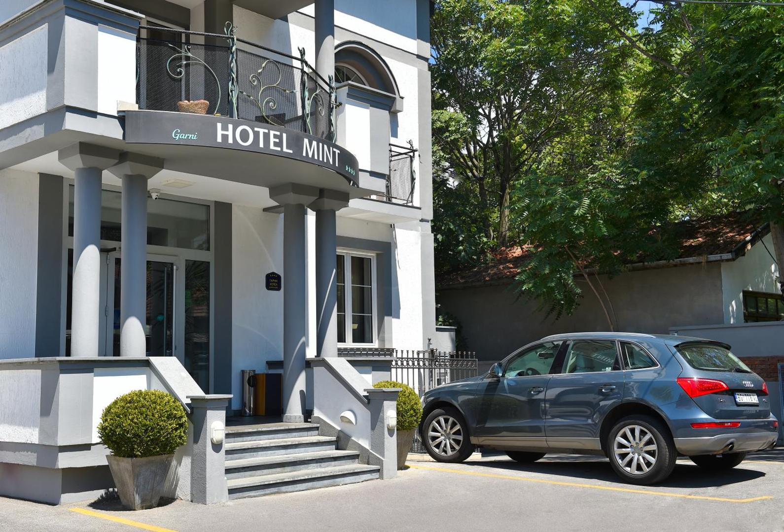 Hotel Mint