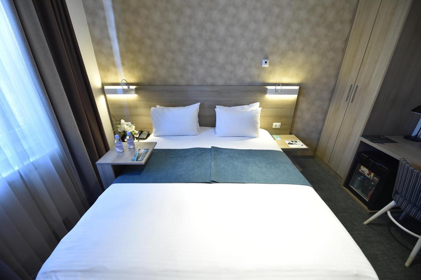 Hotel Mint