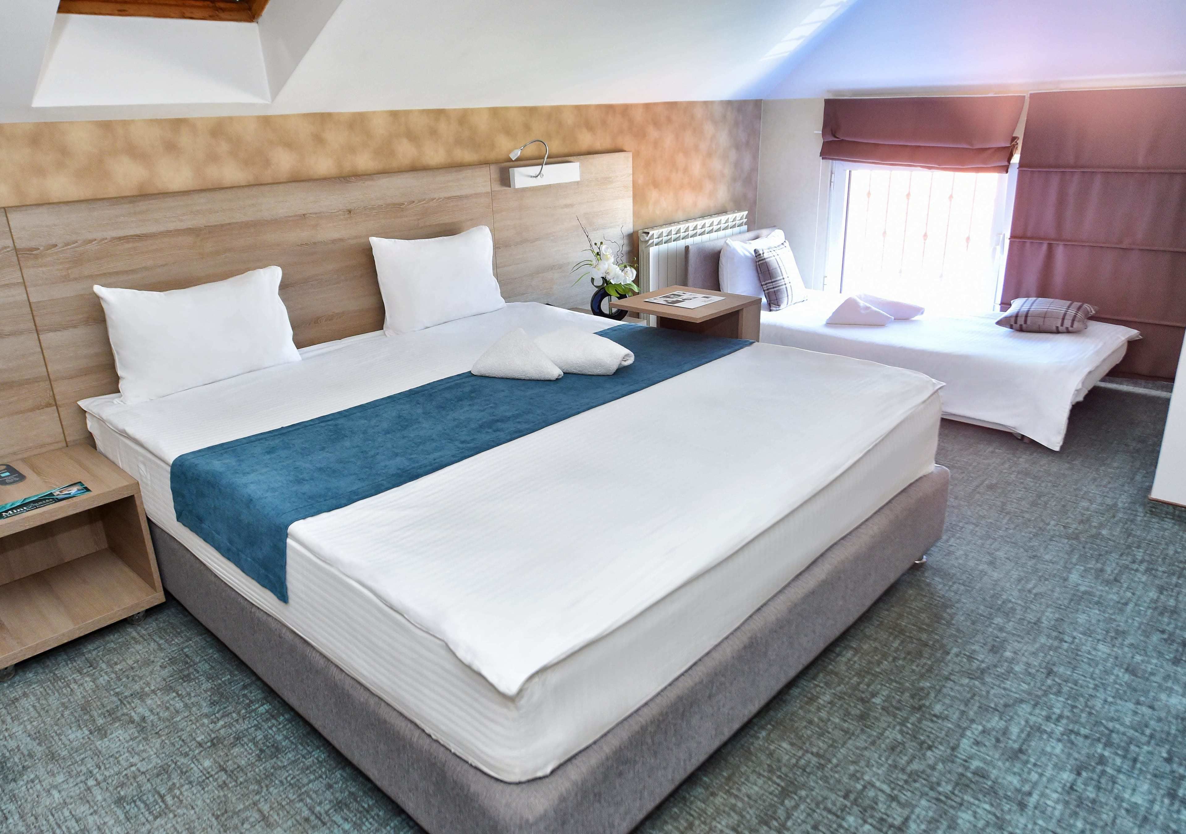 Hotel Mint