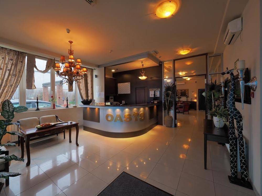Hotel Oasis