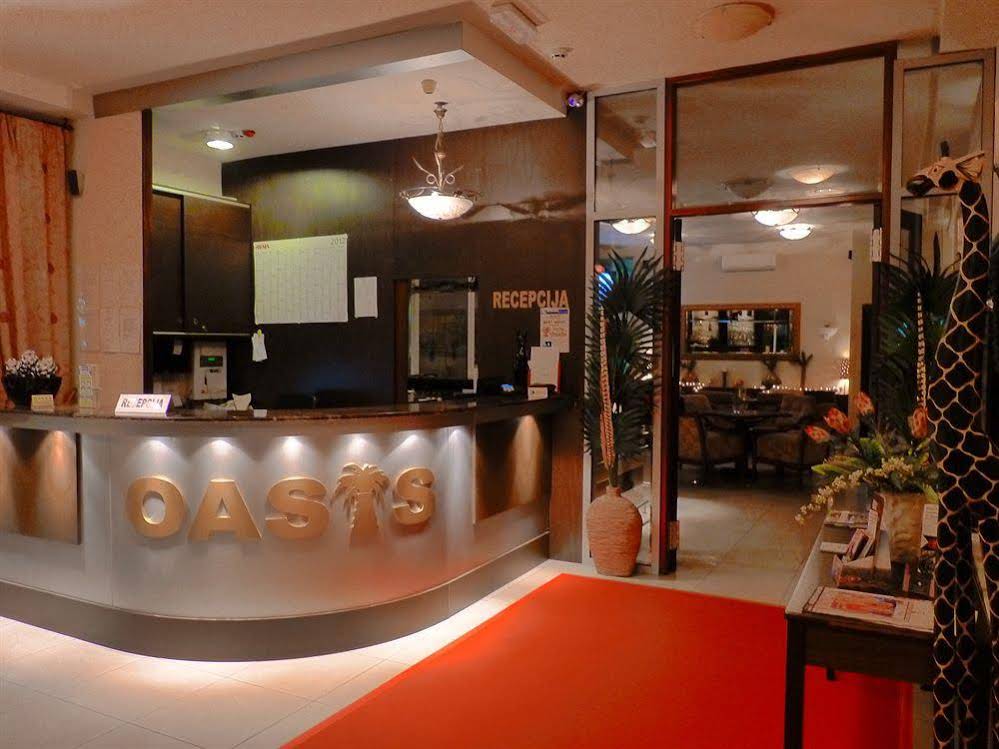 Hotel Oasis