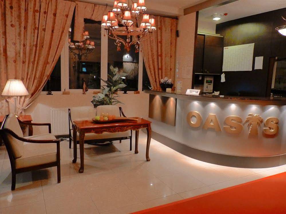 Hotel Oasis