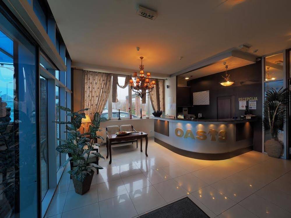 Hotel Oasis
