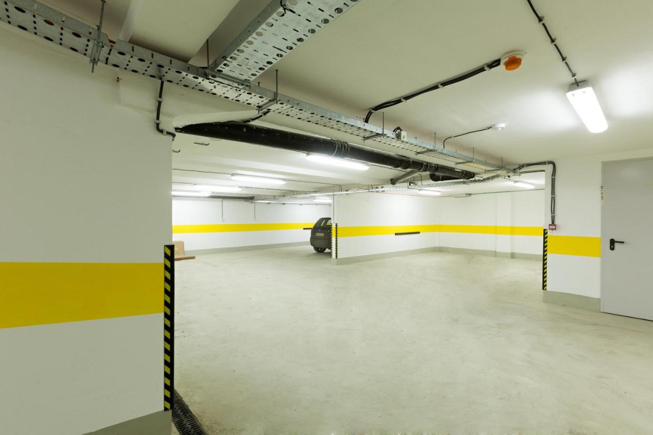 Hotel Tesla Smart Stay