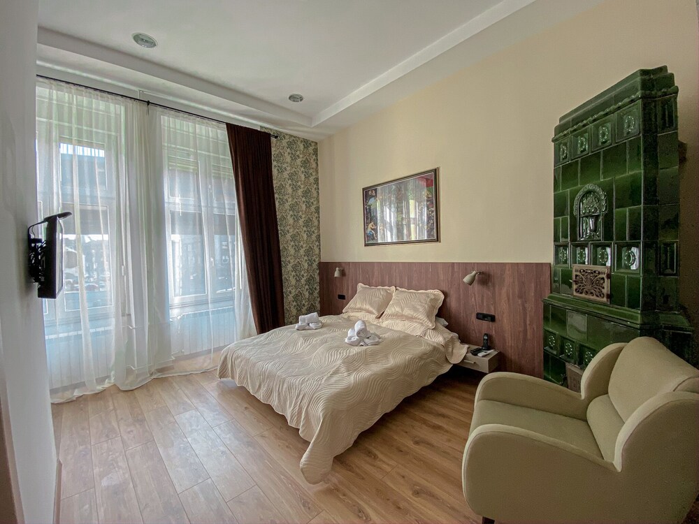 K43 Rooms And Apartments
