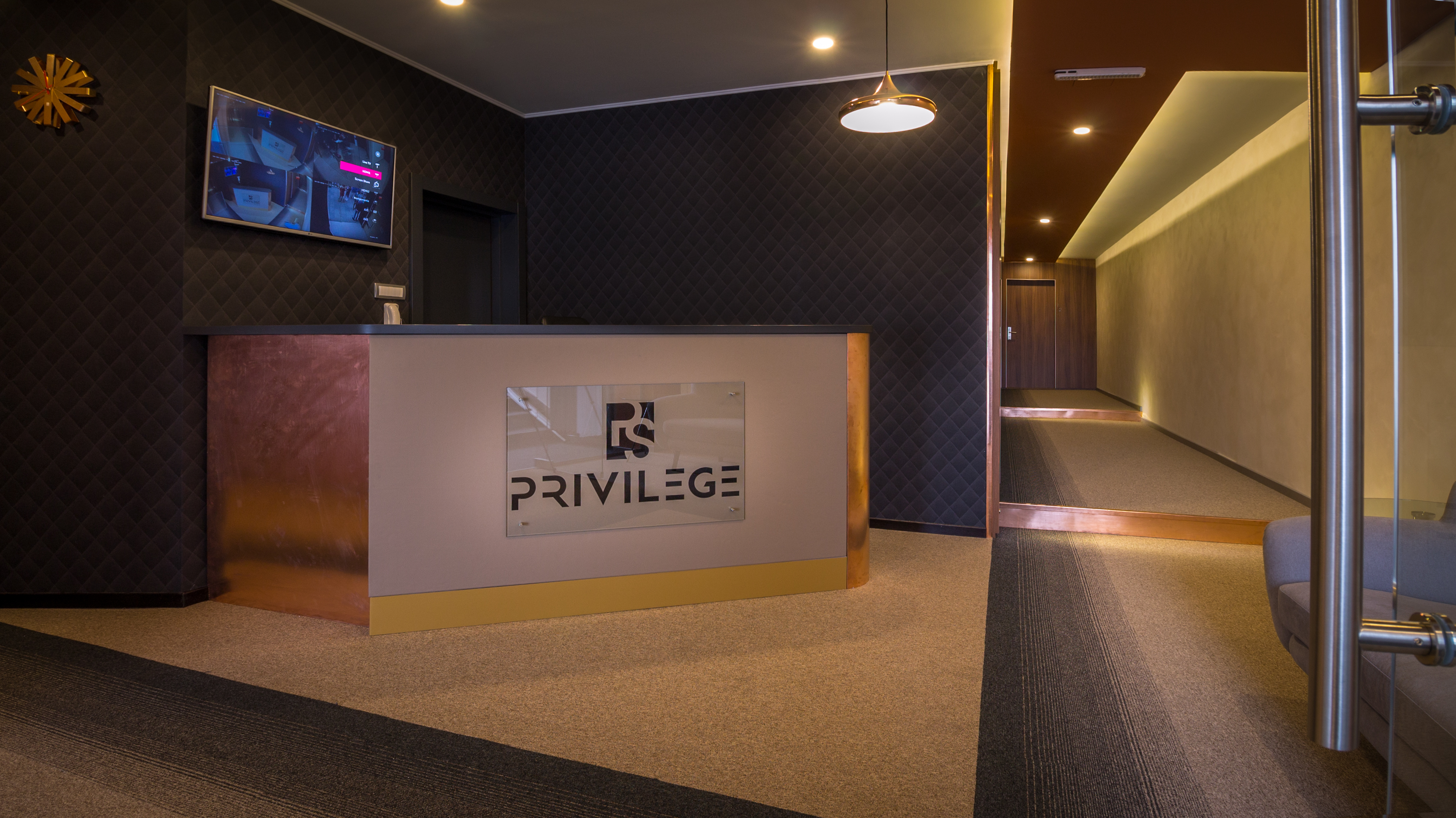 Privilege Suites By Central Park