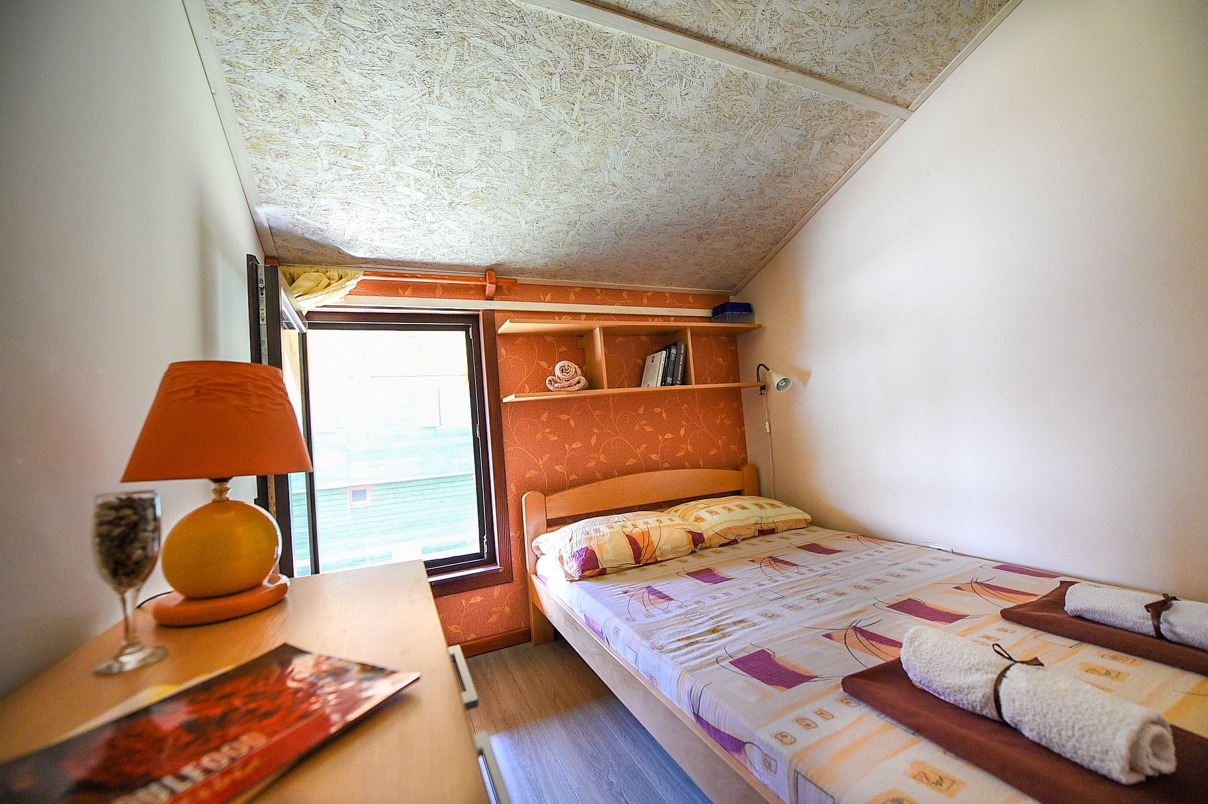 San Art Floating Hostel
