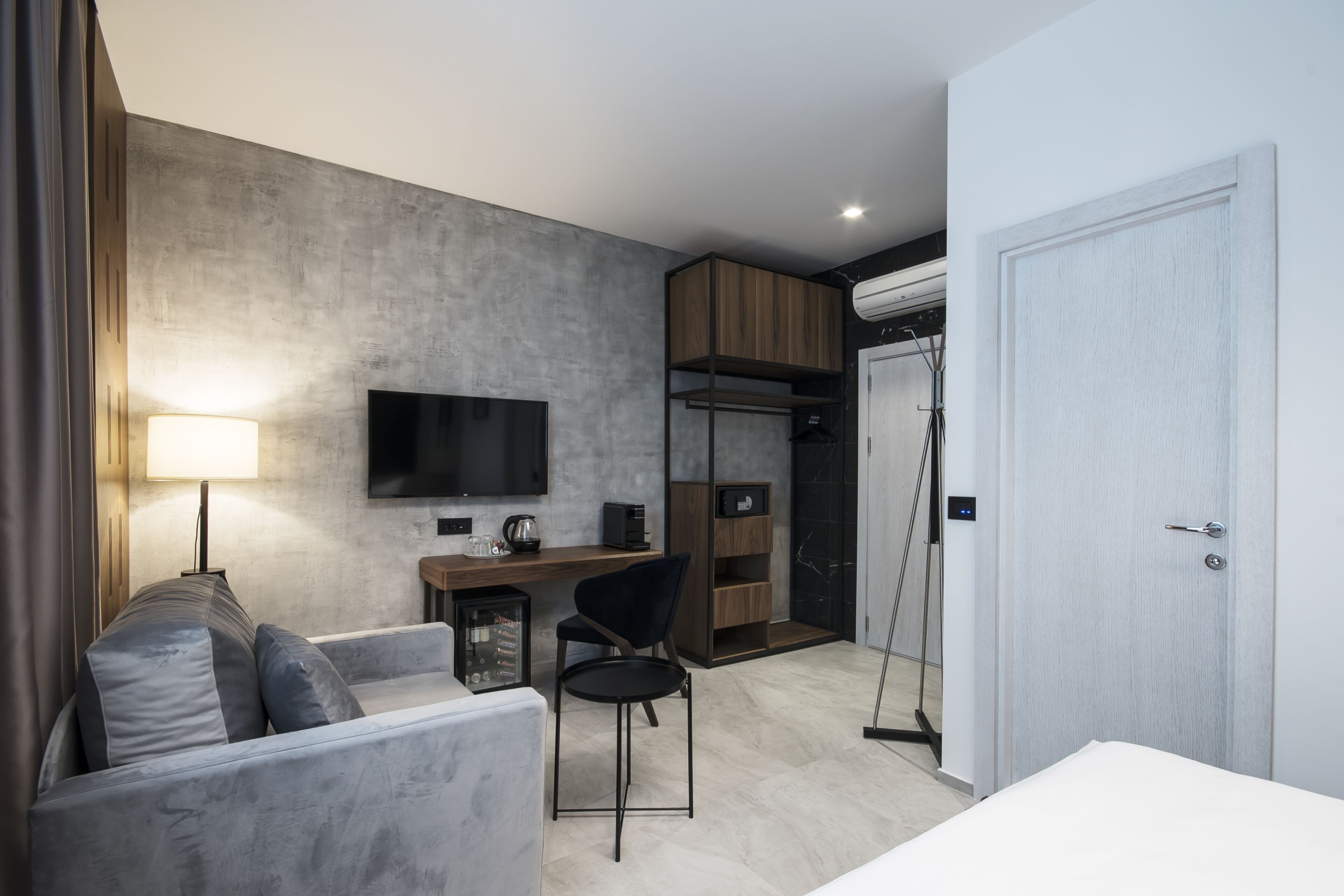 The Location Hotel