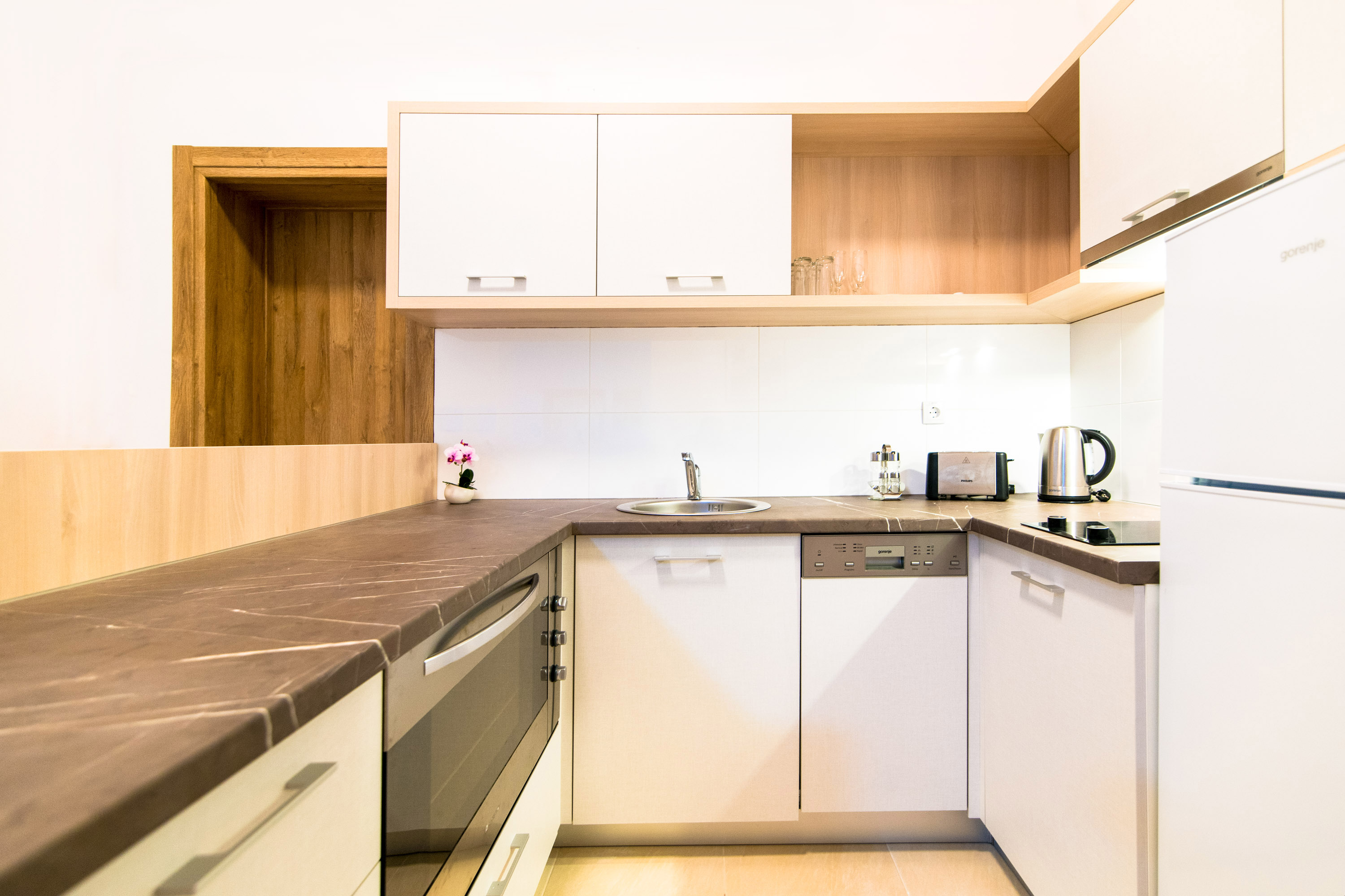 Top Central Apartments 1