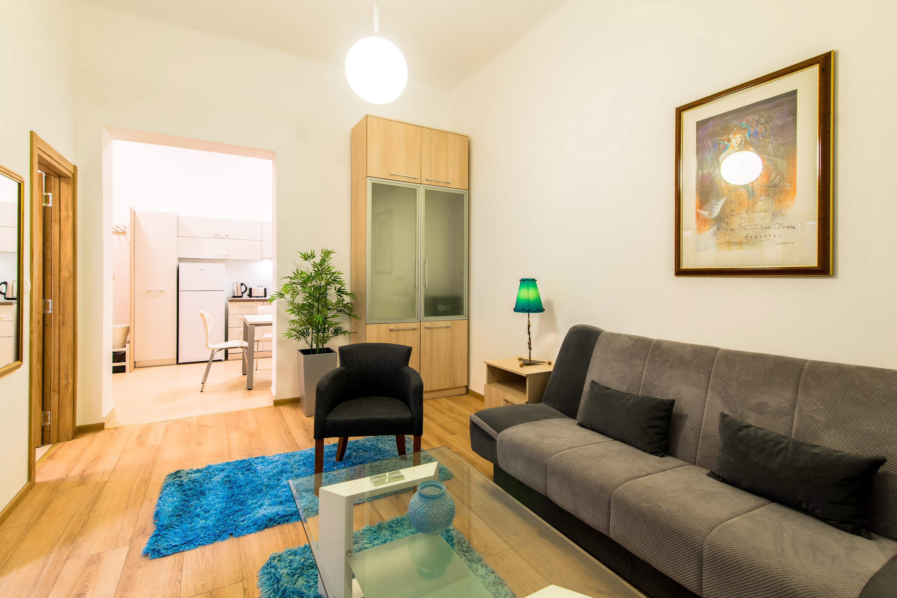 Top Central Apartments 1