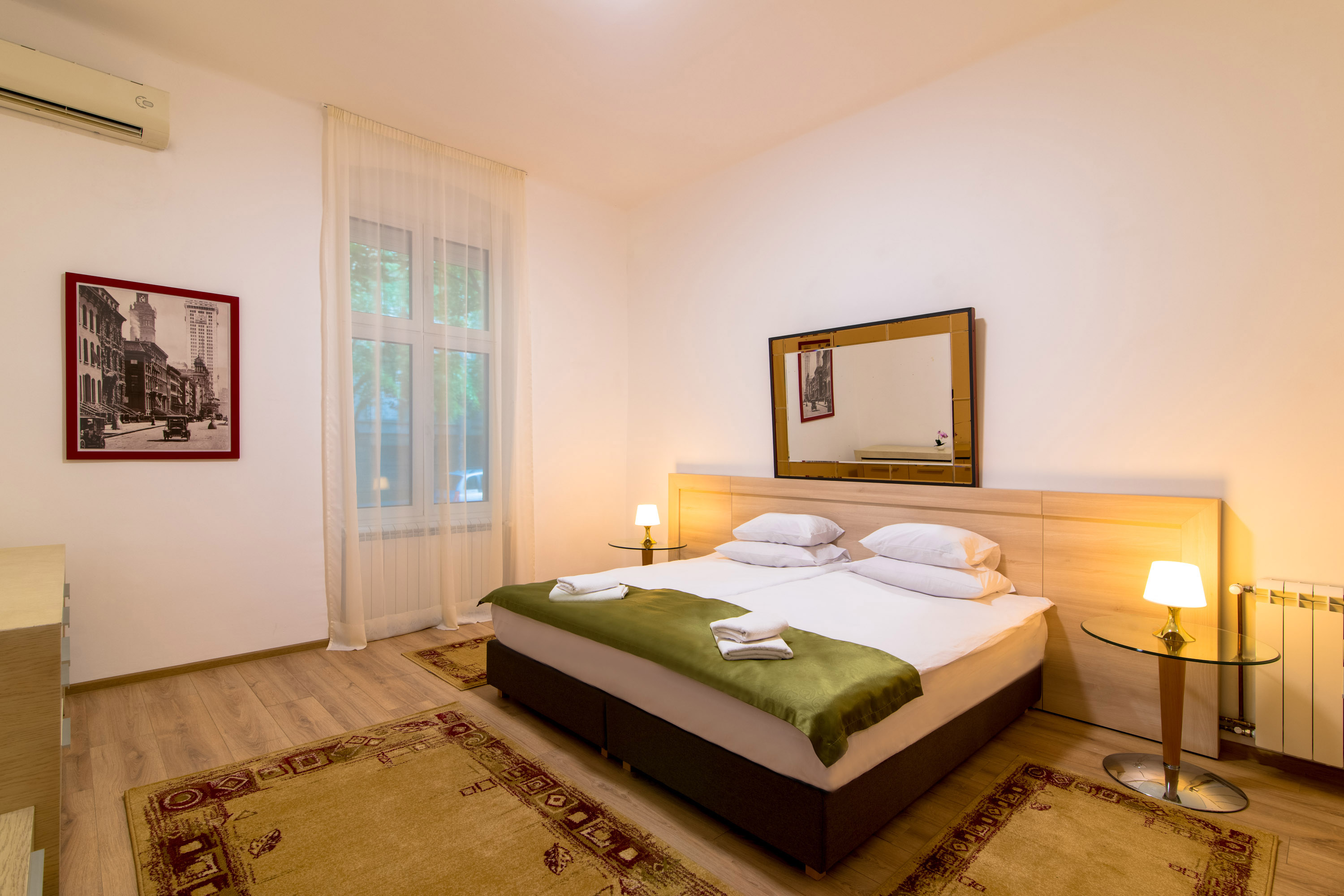 Top Central Apartments 1