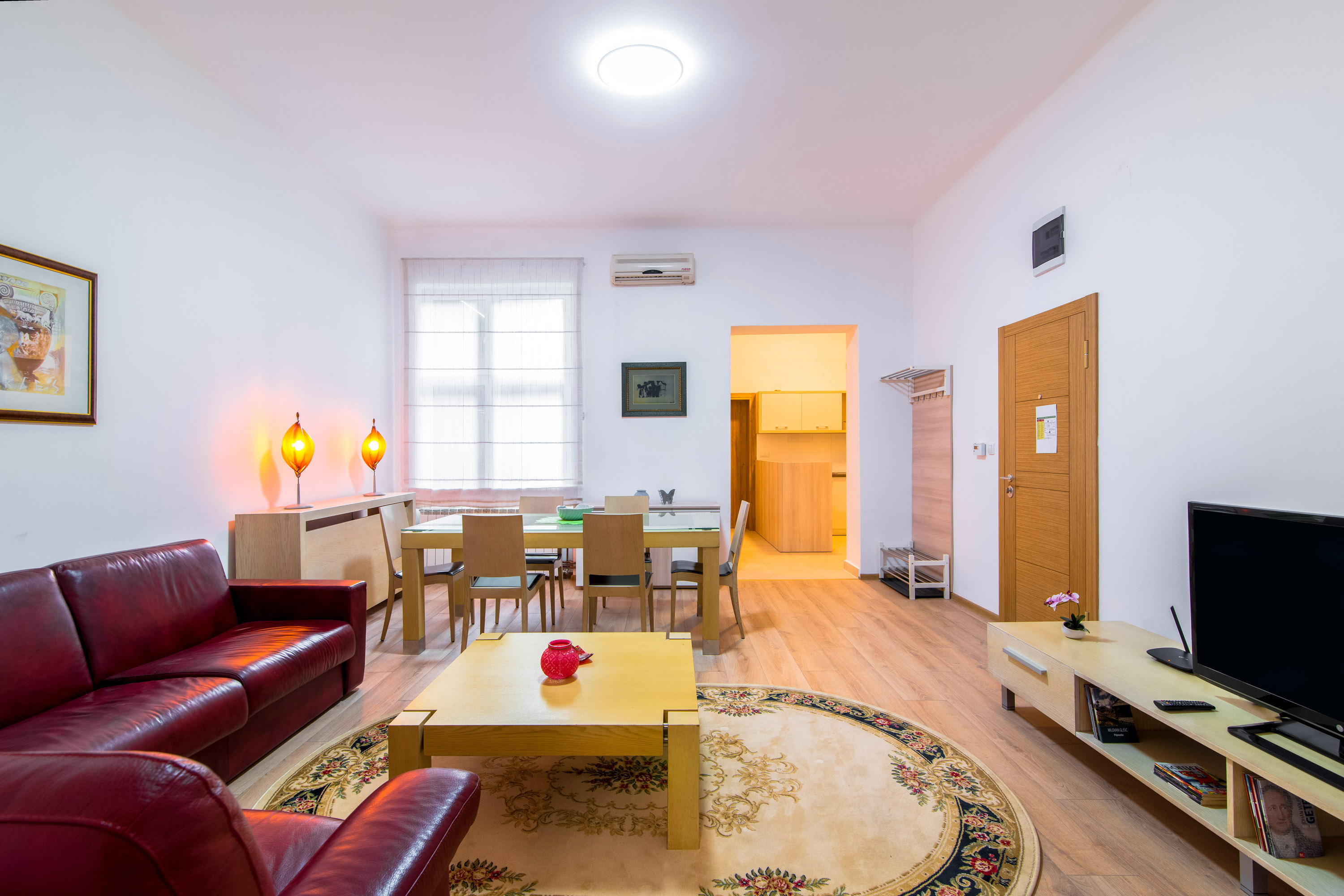 Top Central Apartments 1