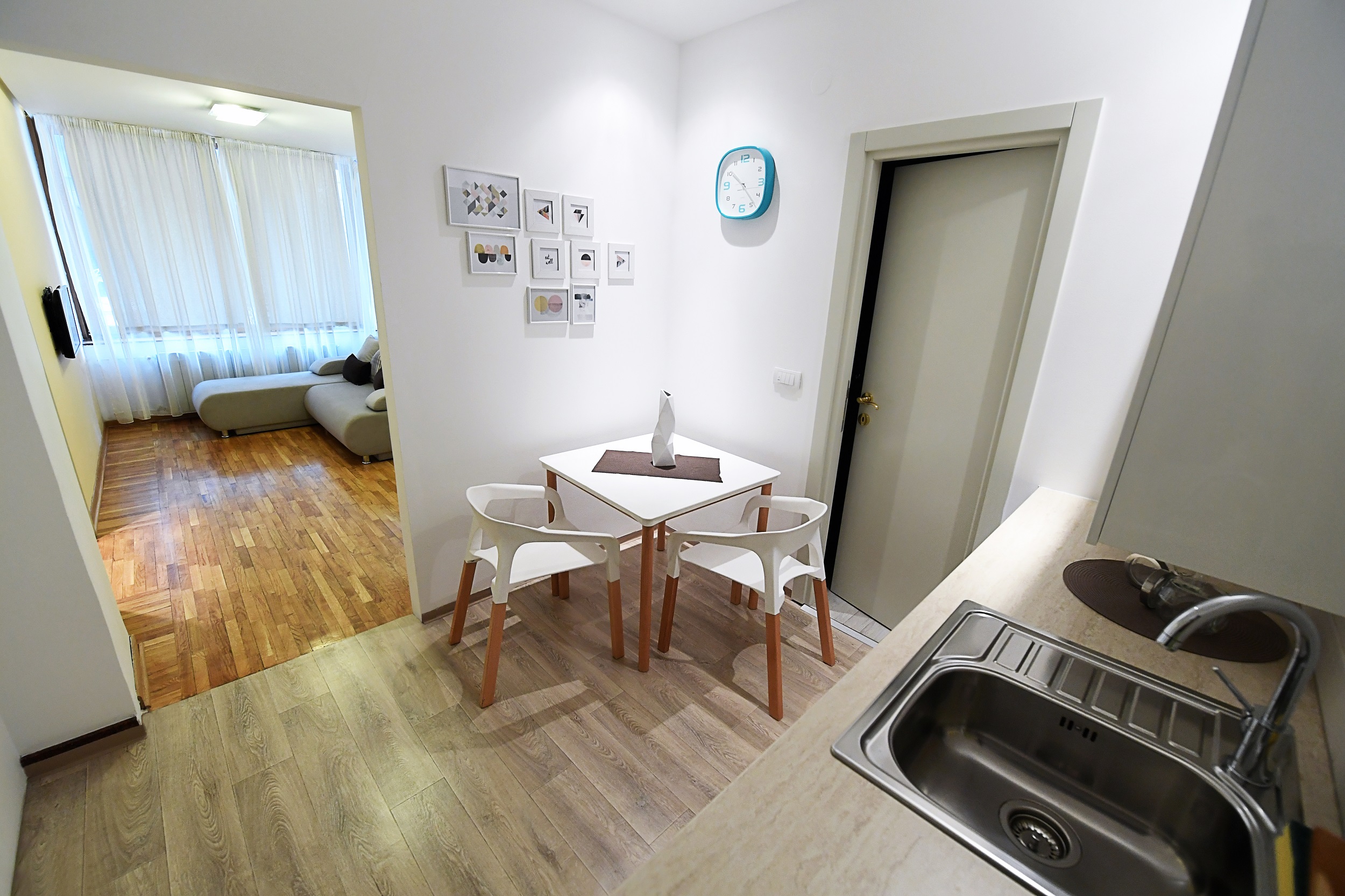 Top Central Apartments 2