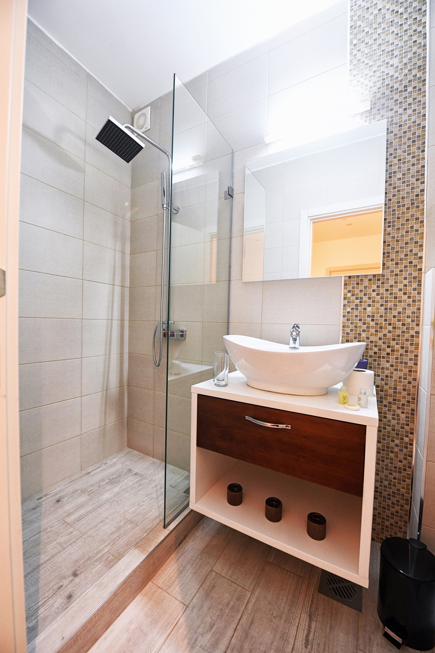 Top Central Apartments 2