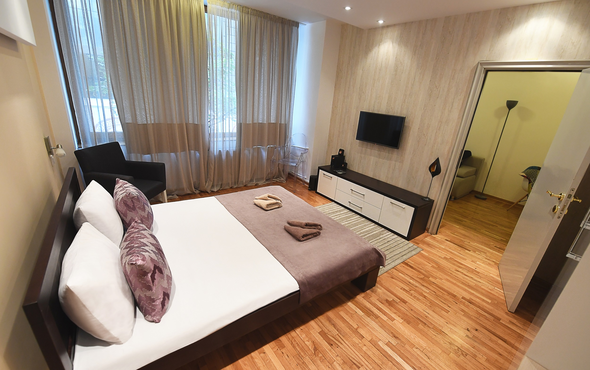 Top Central Apartments 2