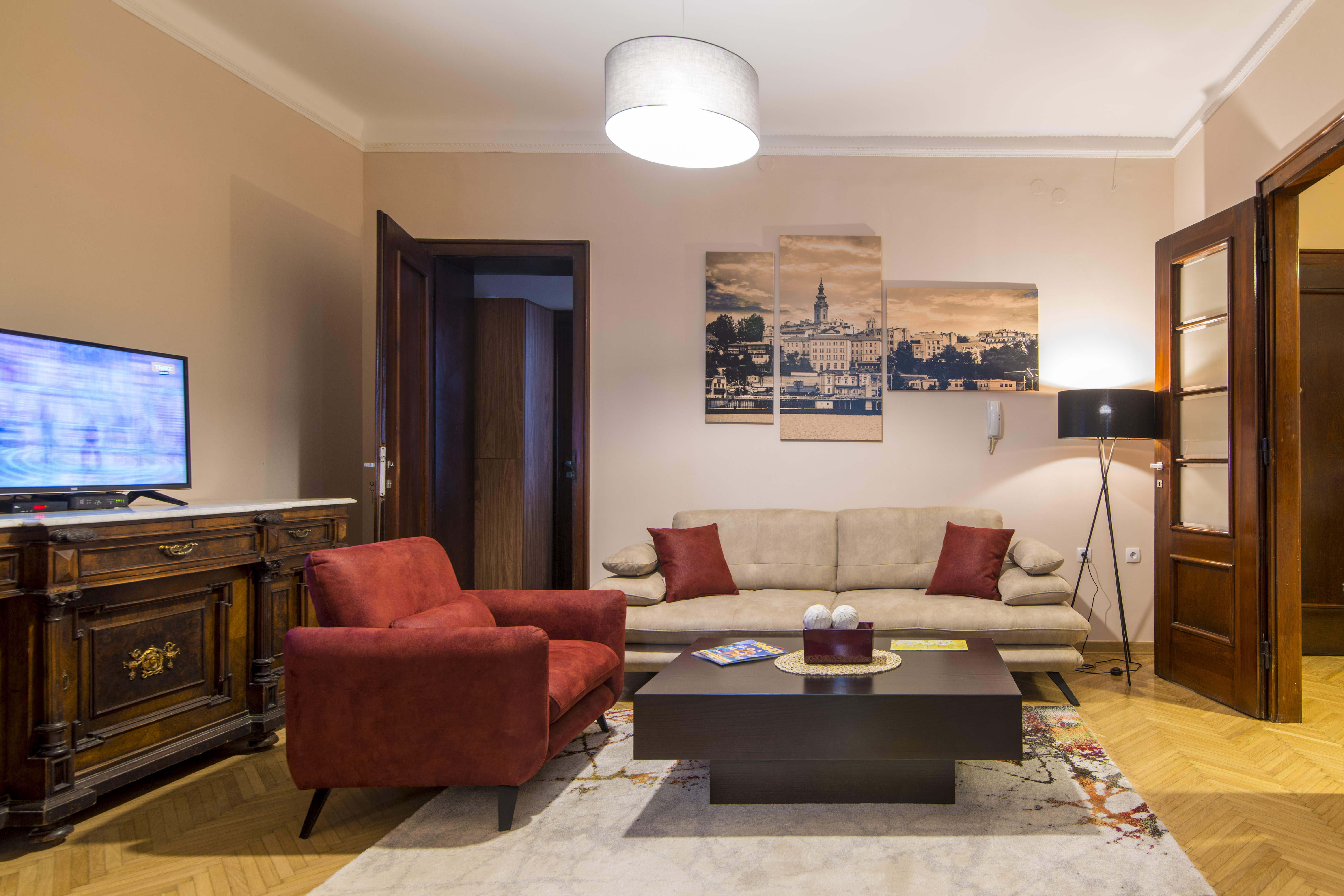 Top Central Apartments 3