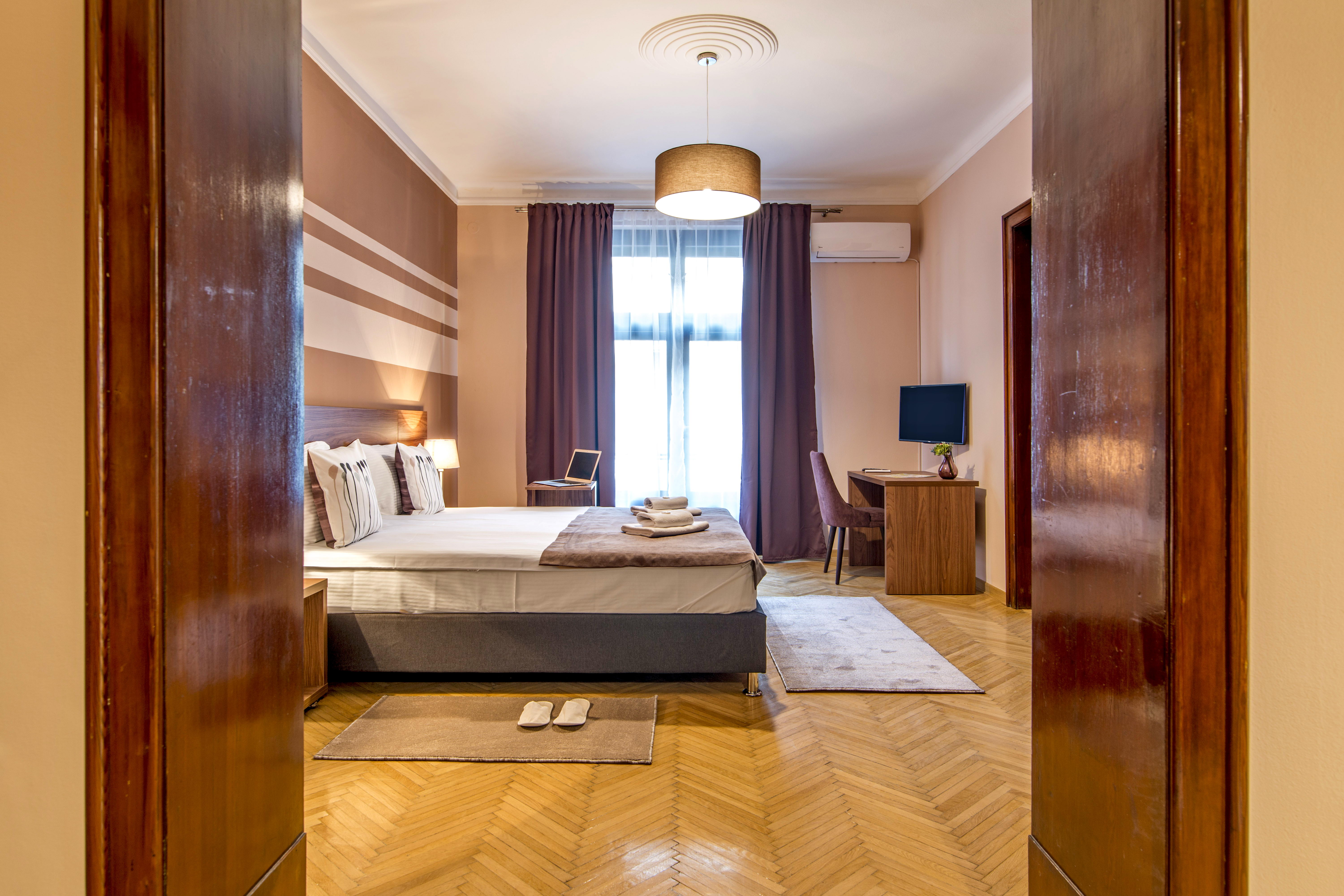 Top Central Apartments 3