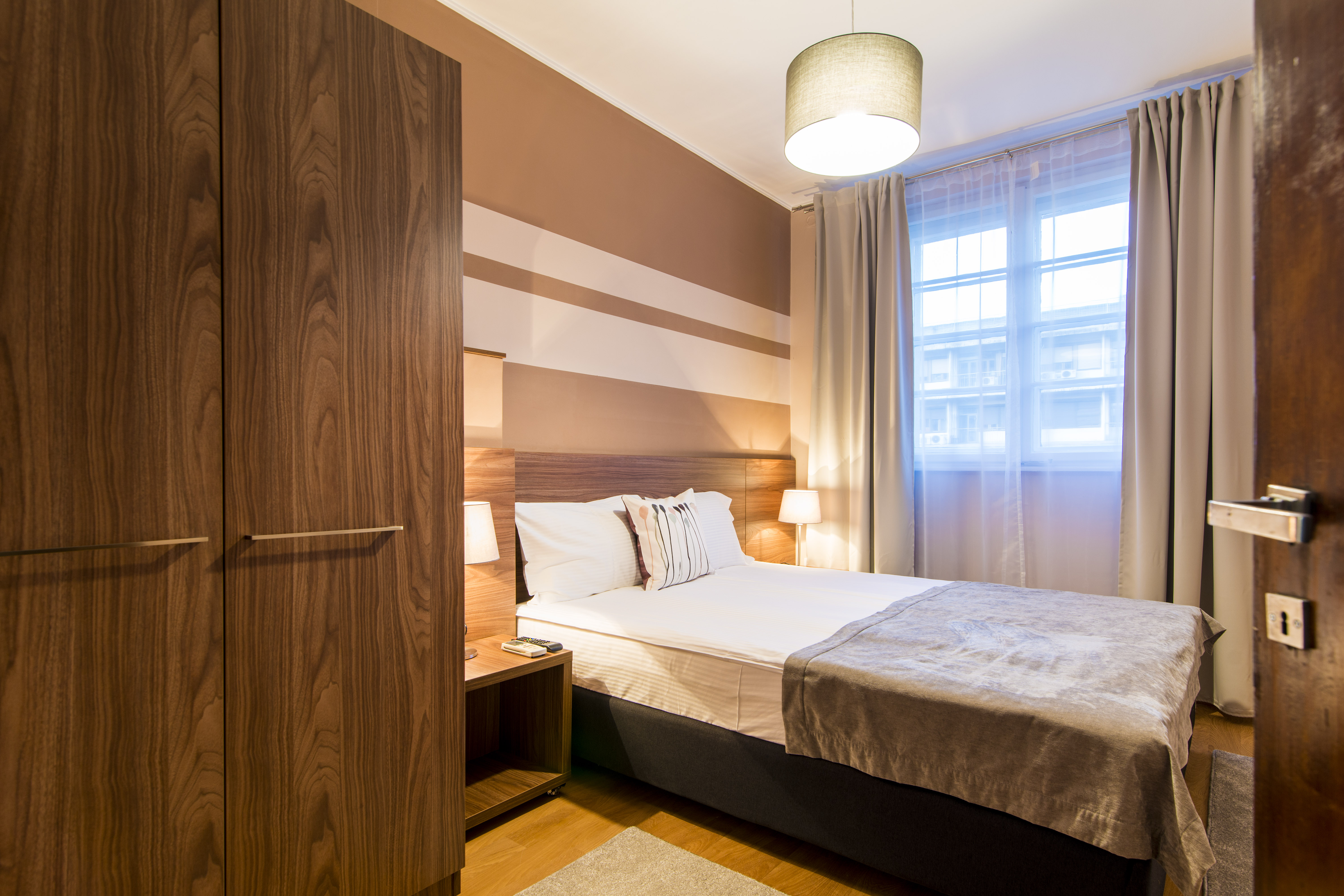Top Central Apartments 3