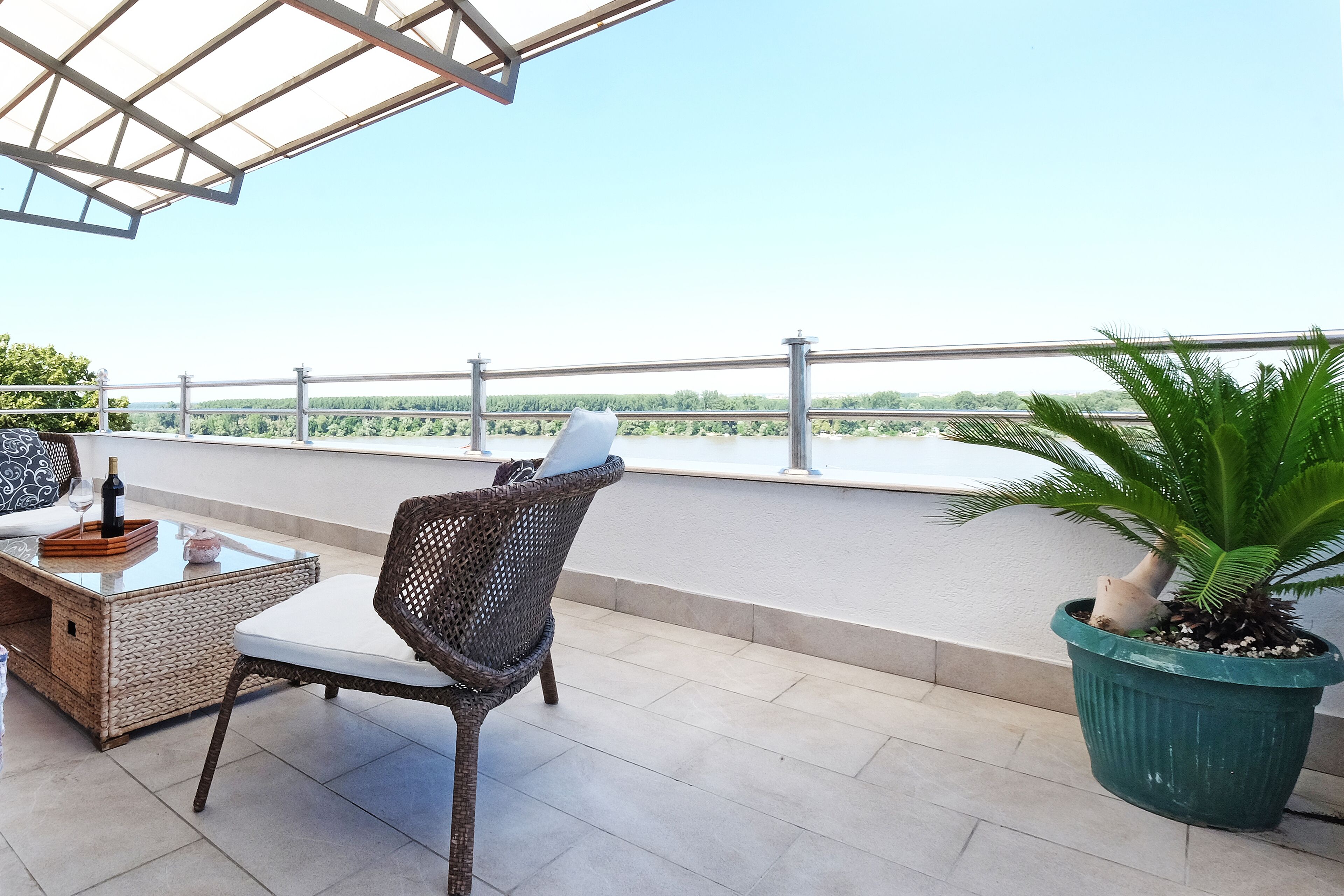 Villa Tower Gardos