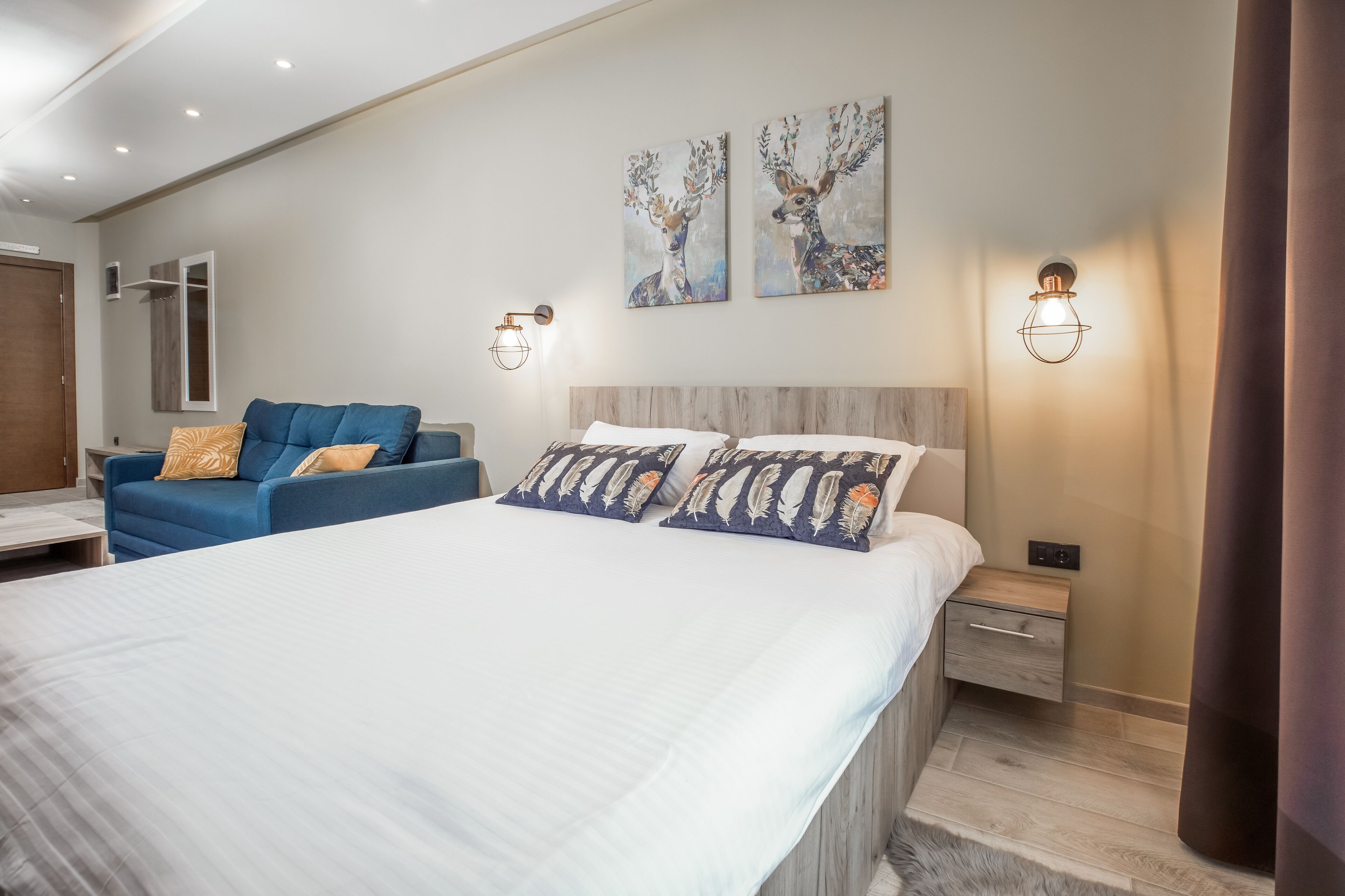 Sky Cabin Apartments