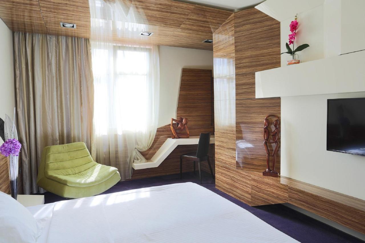Best Western My Place Hotel