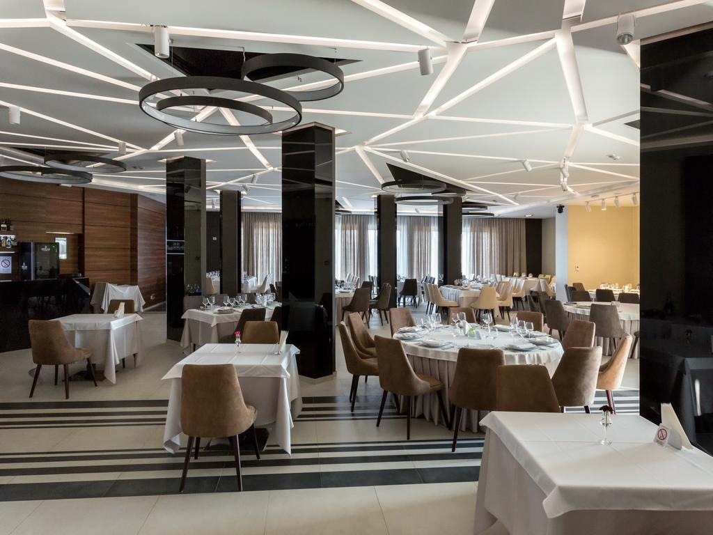 Hotel Ideo Lux