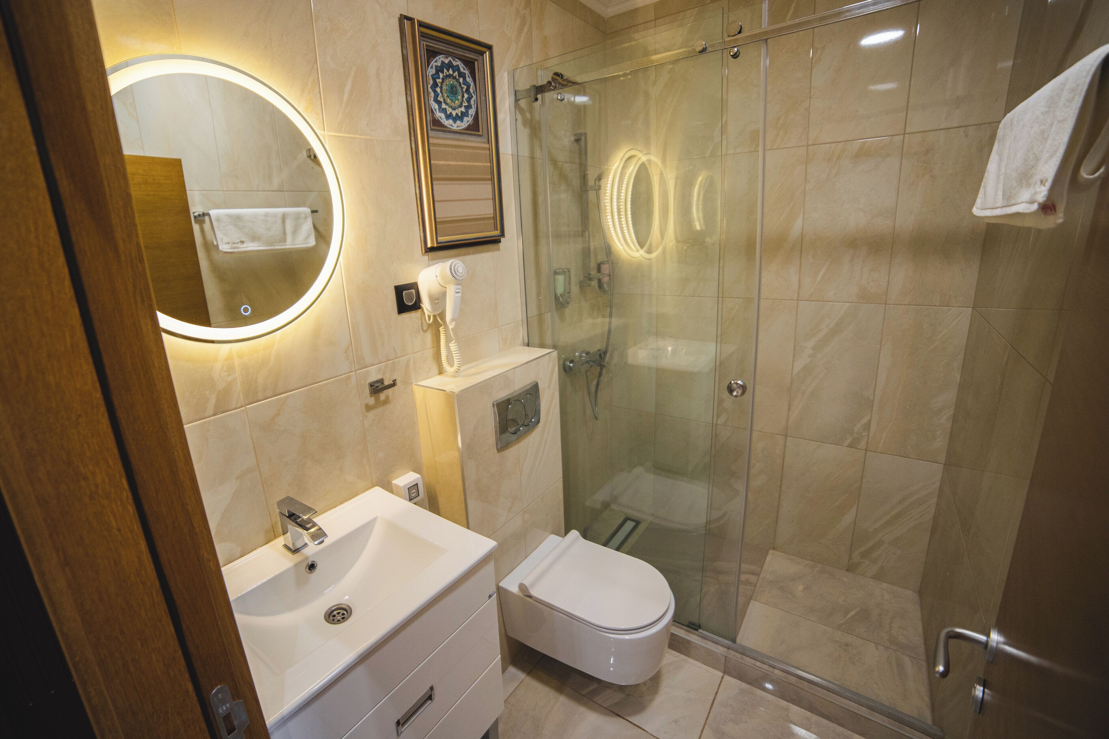 Luxury Hotel King Bo