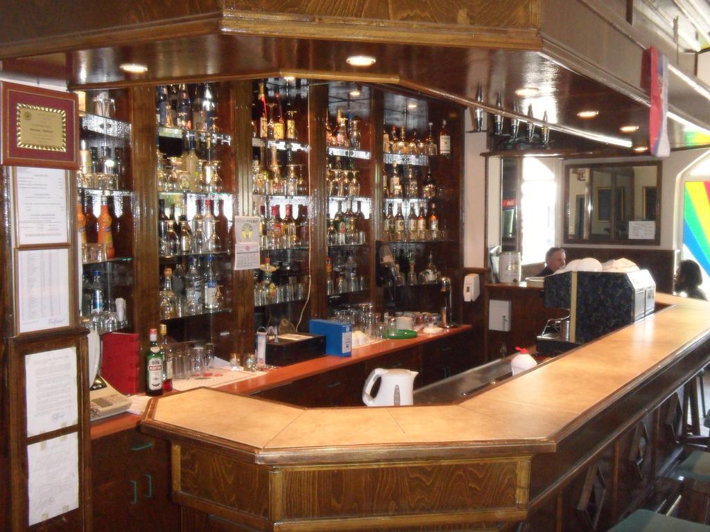 Hotel Duga