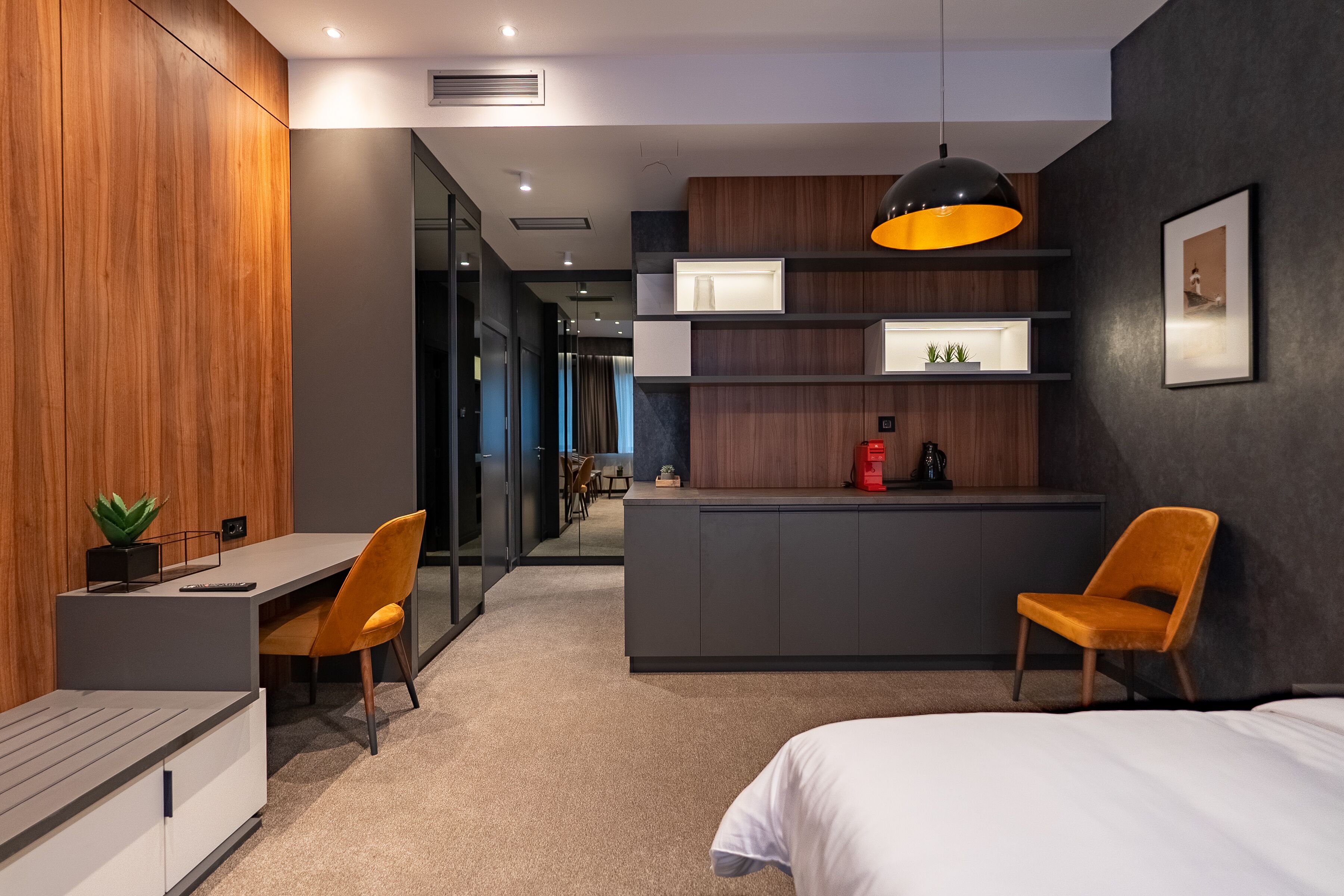 Hotel Element