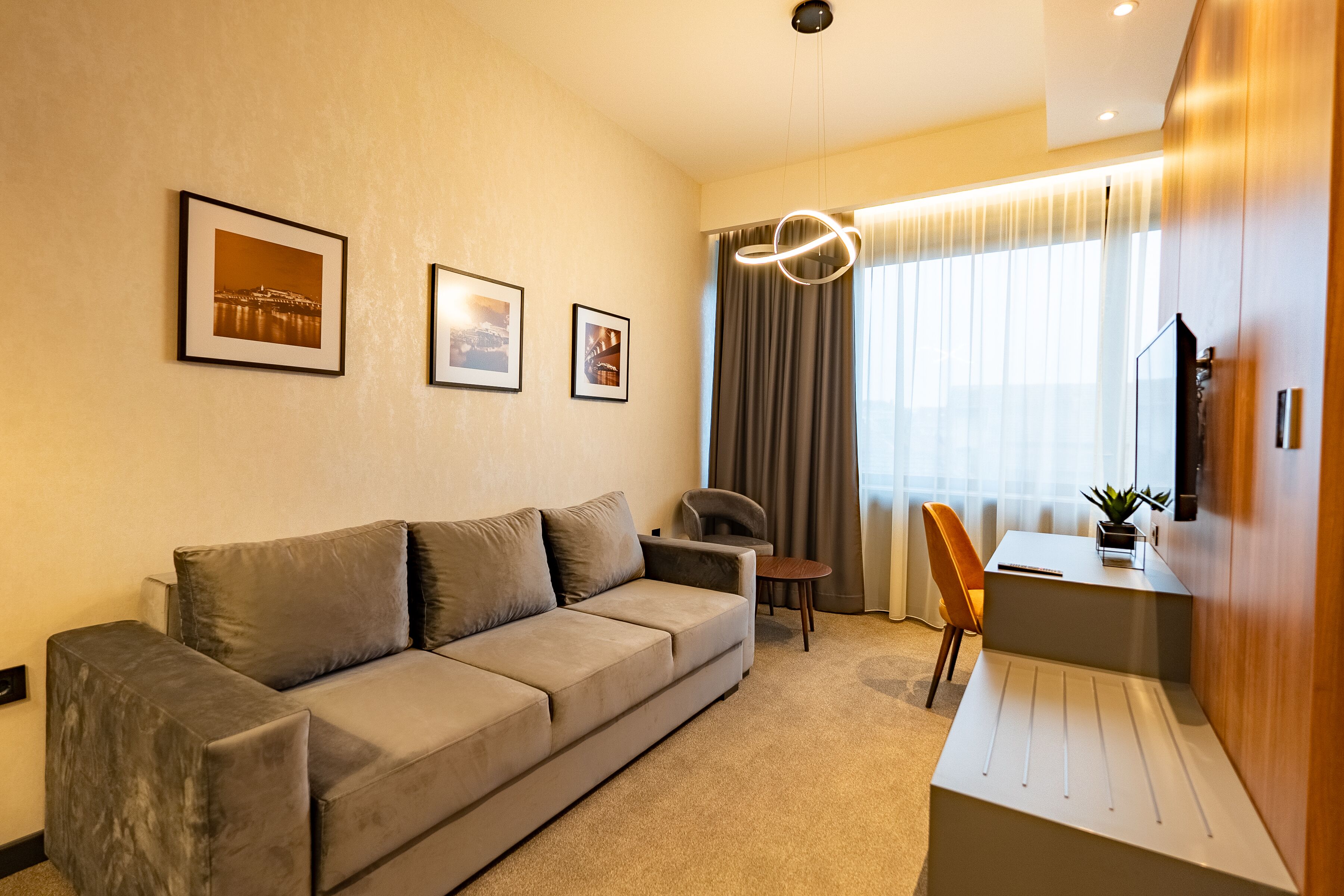 Hotel Element