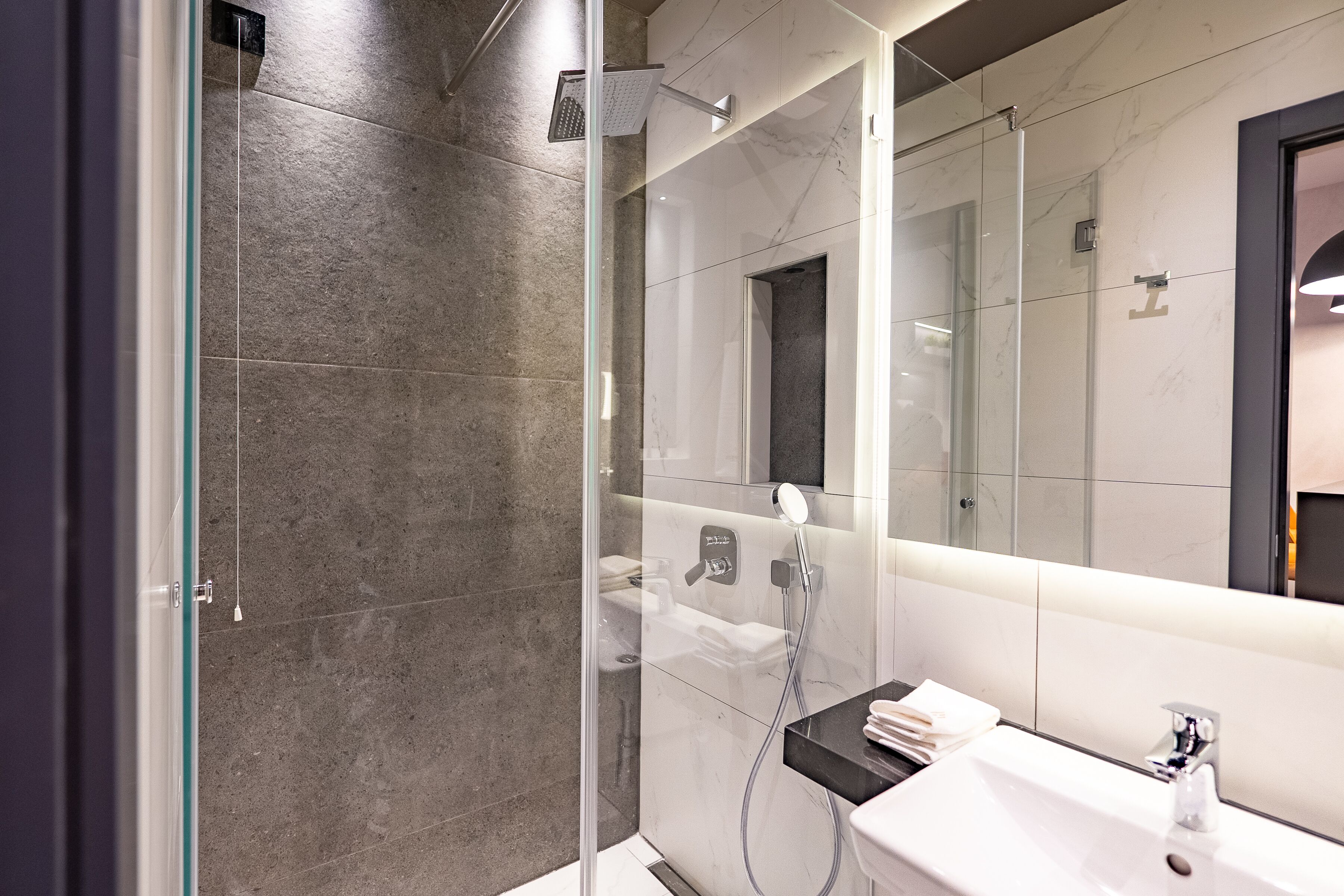Hotel Element