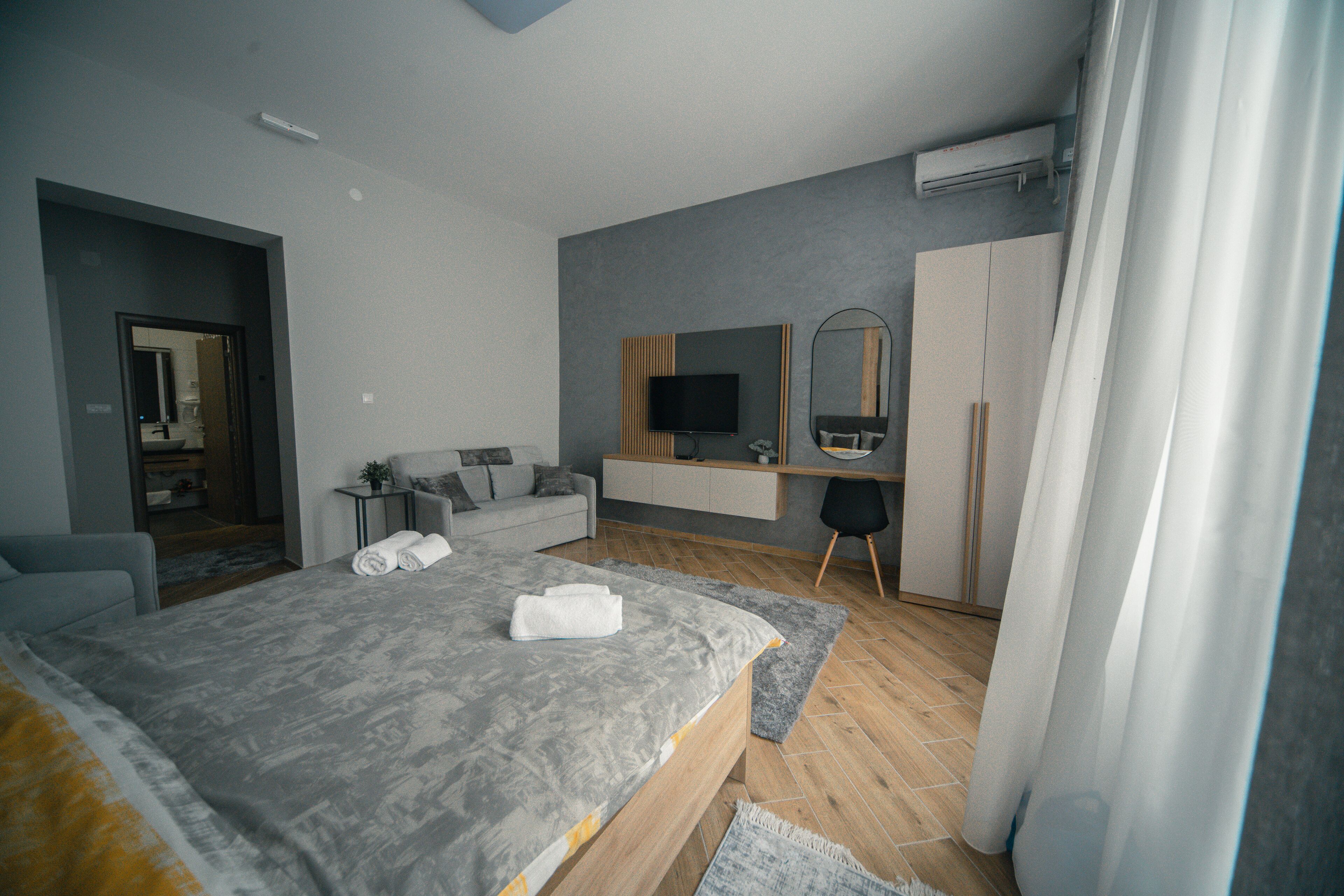 Manoir Apartments