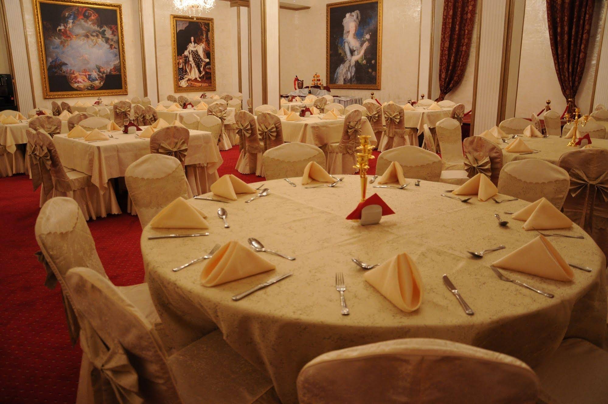 Premier Prezident Hotel Garni