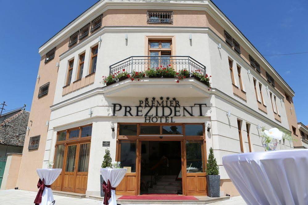 Premier Prezident Hotel Garni