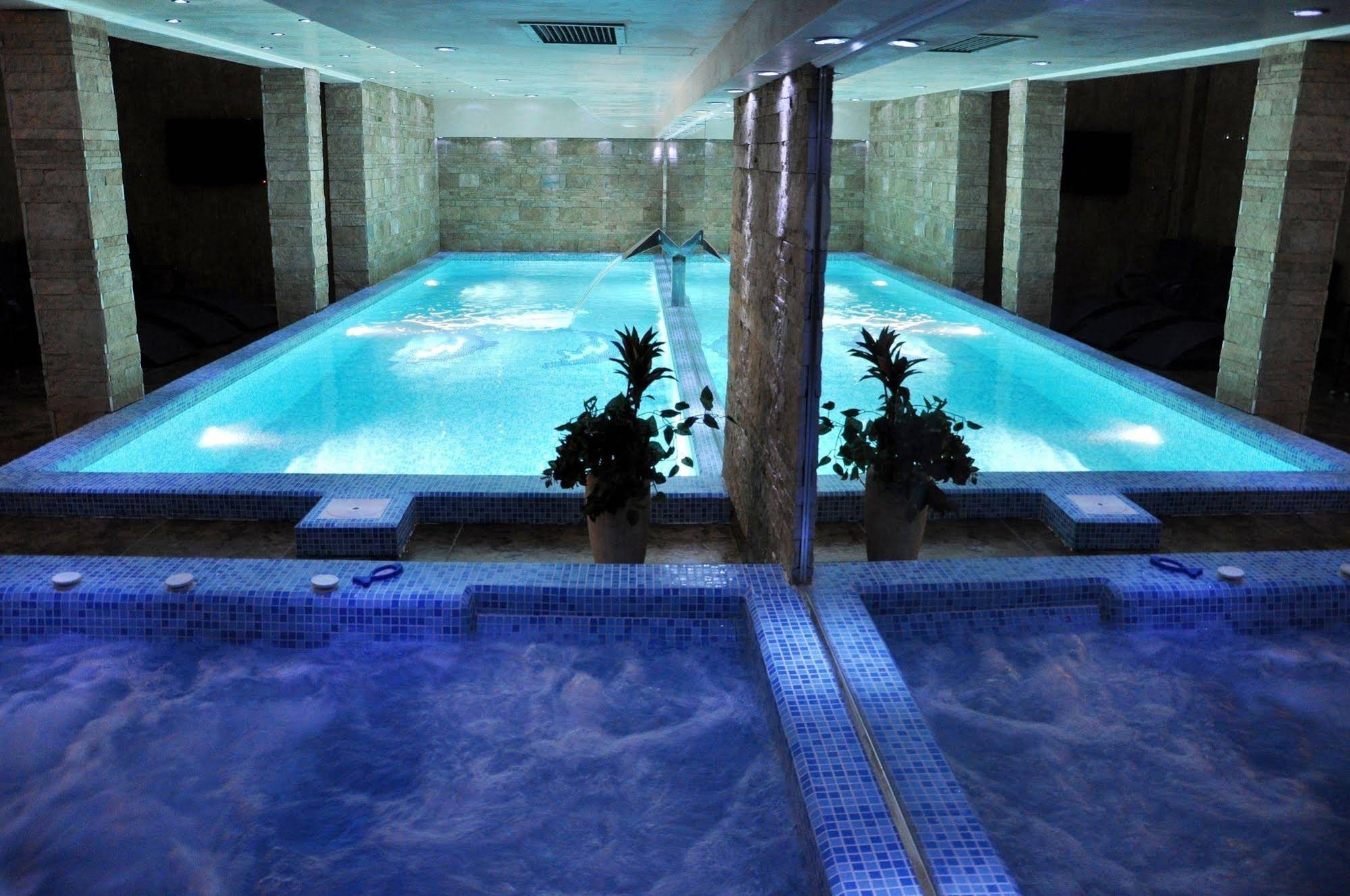 Premier Prezident Hotel Garni