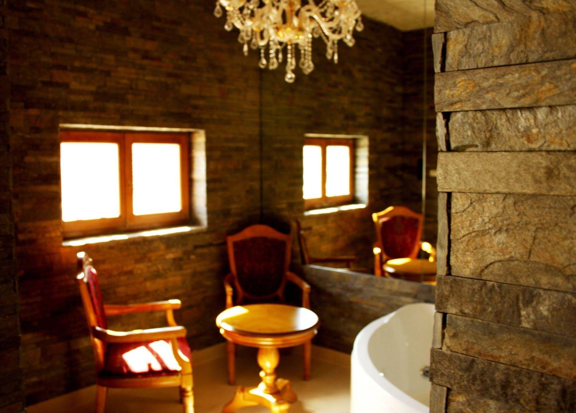Premier Prezident Hotel Garni