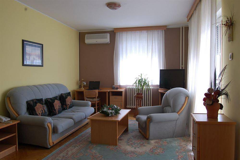 Voyager Bed And Breakfast Hotel