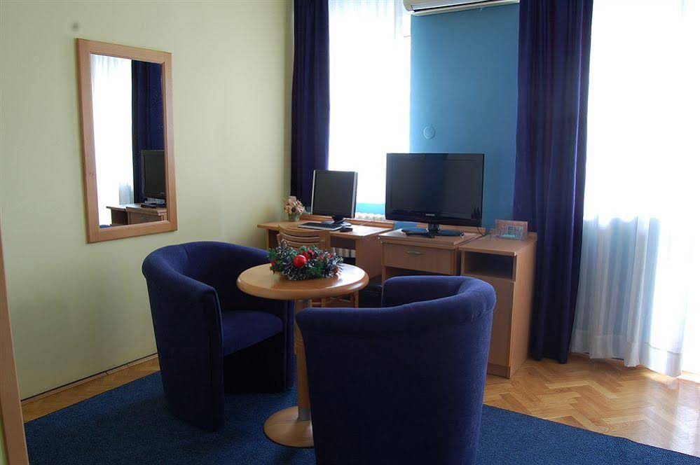 Voyager Bed And Breakfast Hotel