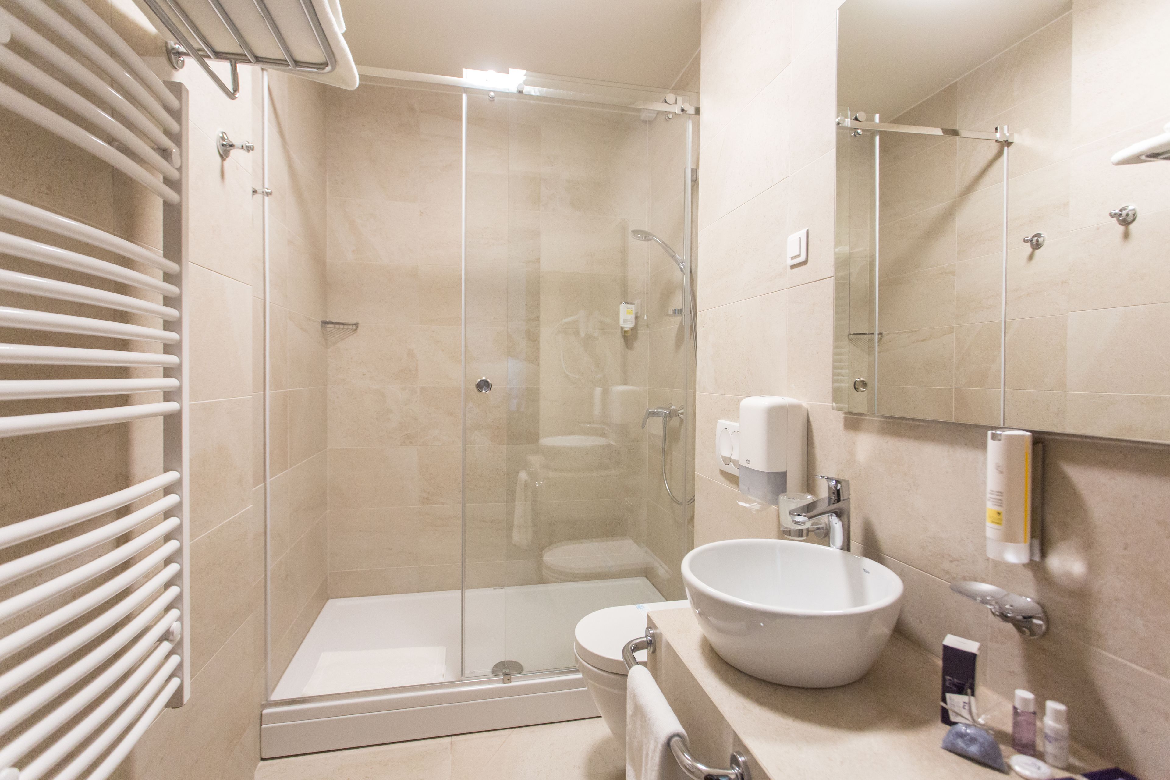 Hotel Grand Hedonist
