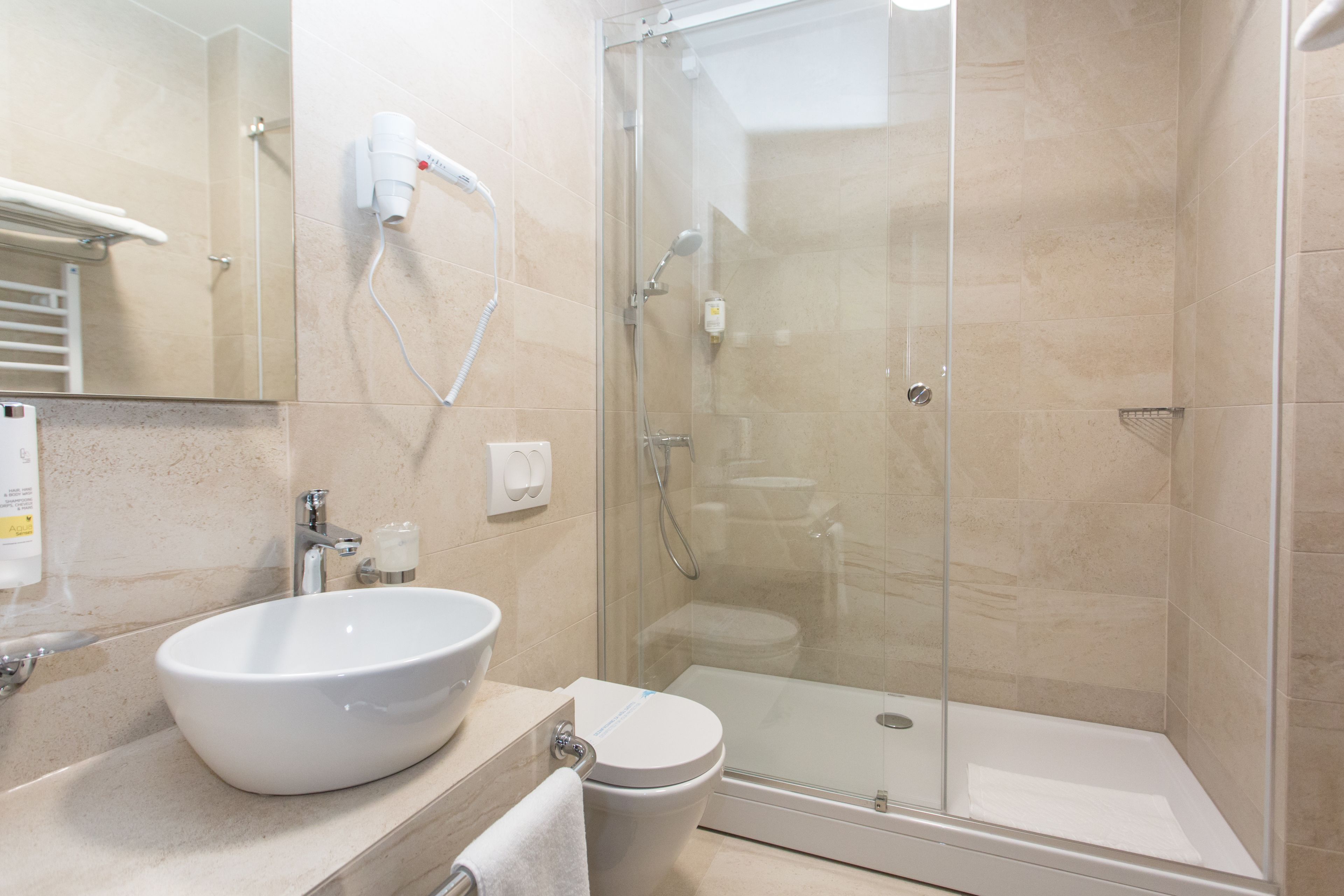 Hotel Grand Hedonist