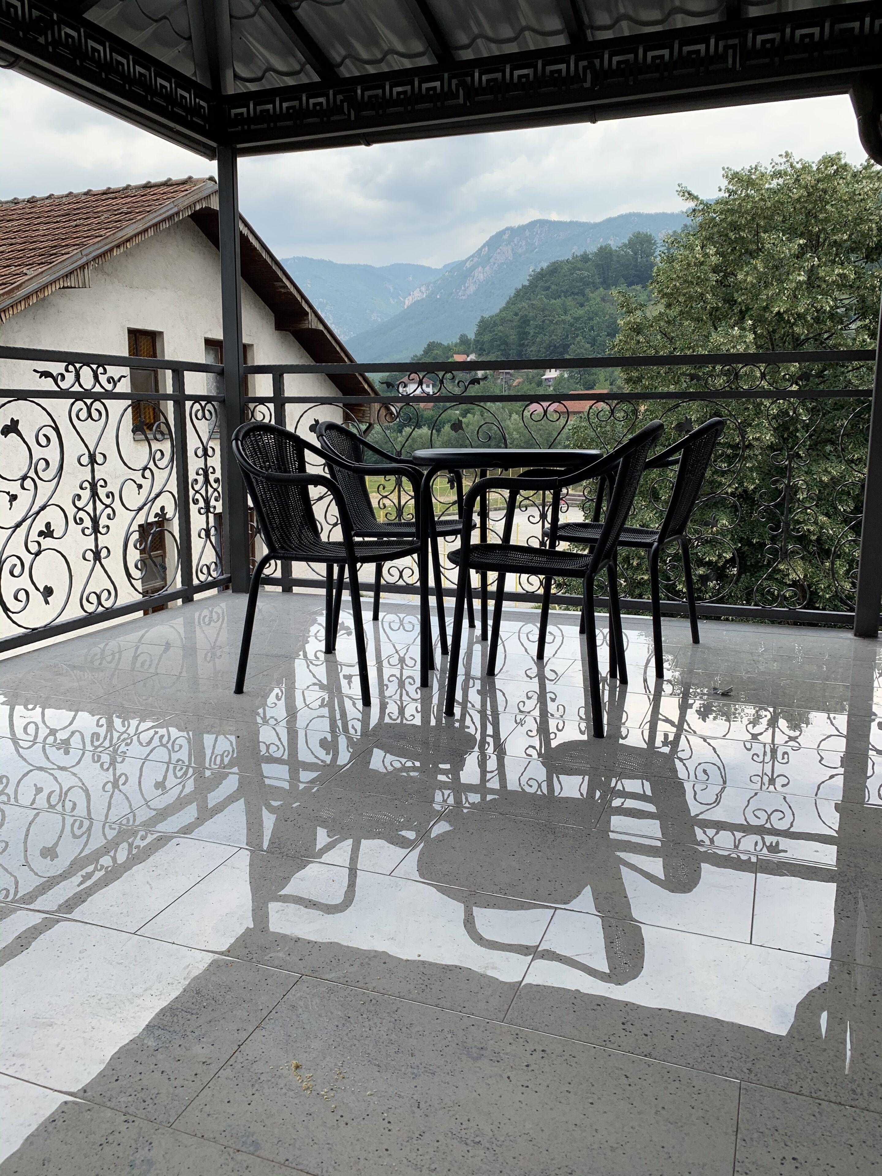 Restaurant & Apartments Kašic