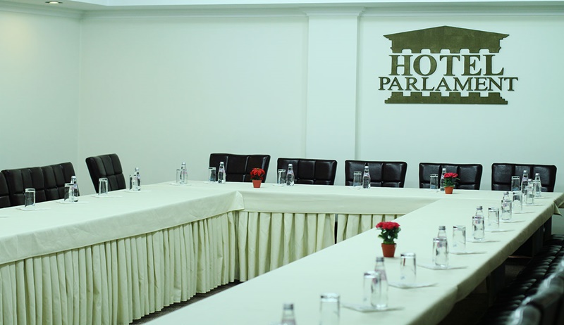 Parlament Hotel