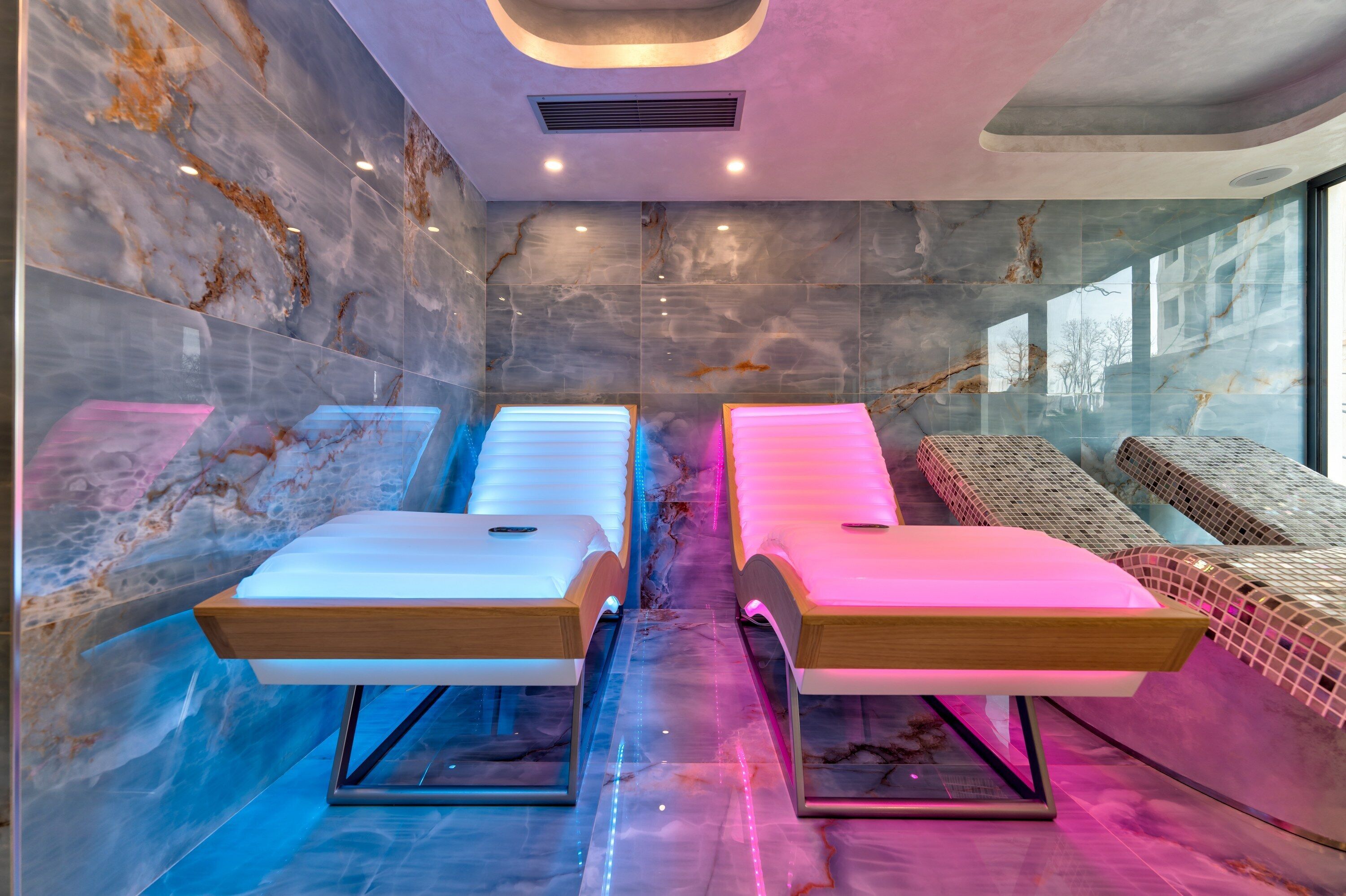Golden Panorama Wellness & Spa